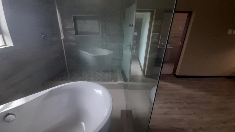 4 Bedroom Property for Sale in Birdwood Estate North West